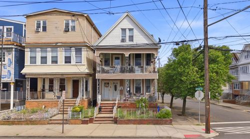 356 Avenue A, Bayonne, NJ, 07002-1327 | Card Image