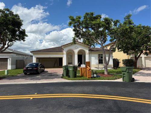 4045 Ne 15th St, Homestead, FL, 33033-5906 | Card Image