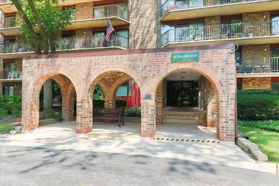 104 - 35 S Baybrook Drive, Condo with 2 bedrooms, 2 bathrooms and 1 parking in Palatine IL | Image 1