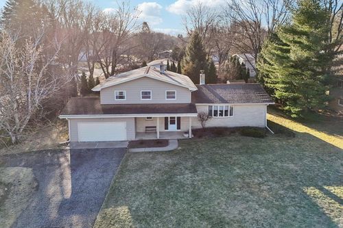 1401 Lewon Dr, MADISON, WI, 53711-3642 | Card Image