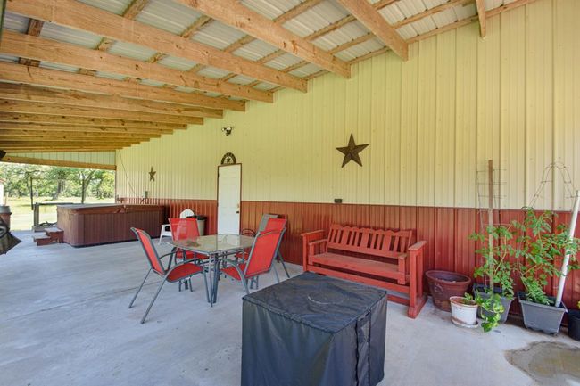 400 - 120 Brazos River Rd, House other with 3 bedrooms, 2 bathrooms and 2 parking in Freeport TX | Image 35