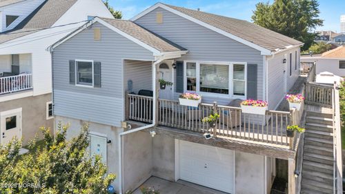 23 Seaview Ave, Keansburg, NJ, 07734-1225 | Card Image