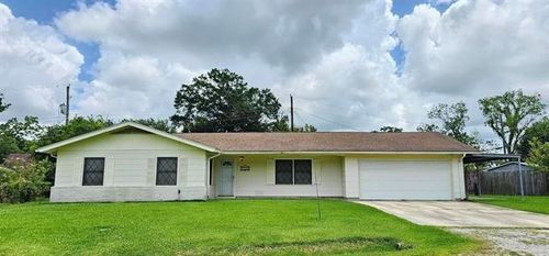 2410 Bradford St, West Orange, TX, 77630-6279 | Card Image