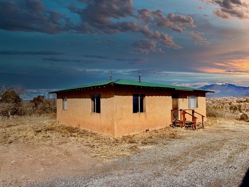 5 Cuchilla Rd, Ranchos de Taos, NM, 87557-8717 | Card Image