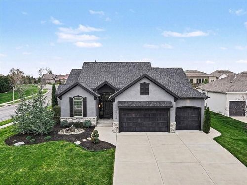 16248 Wedd St, Overland Park, KS, 66085-7856 | Card Image