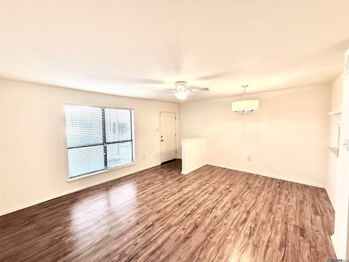 e2-5222 Butter Creek Ln, Baton Rouge, LA, 70809-0600 | Card Image