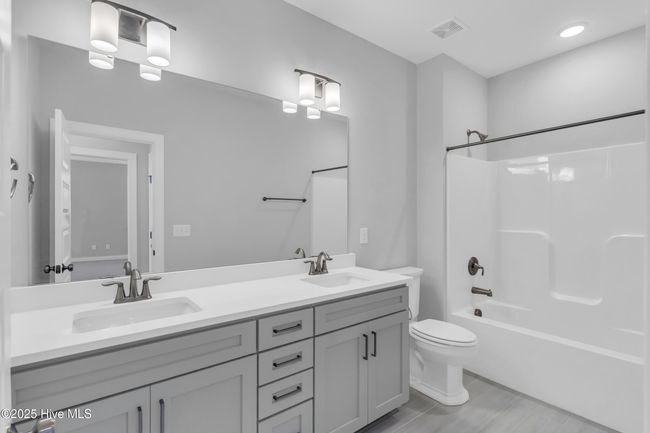 Similar Home | Image 27