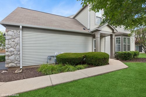 3148-3148 Ollerton Ave, Aurora, IL, 60502-6548 | Card Image