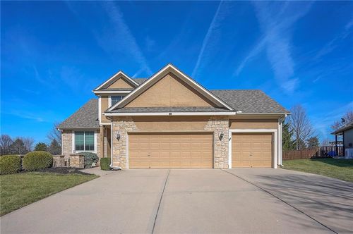 16155 S Harbinger St, Olathe, KS, 66062-9315 | Card Image