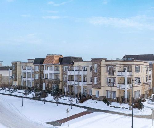 210-38 Quarry Gate Se, Calgary, AB, T2C5T6 | Card Image