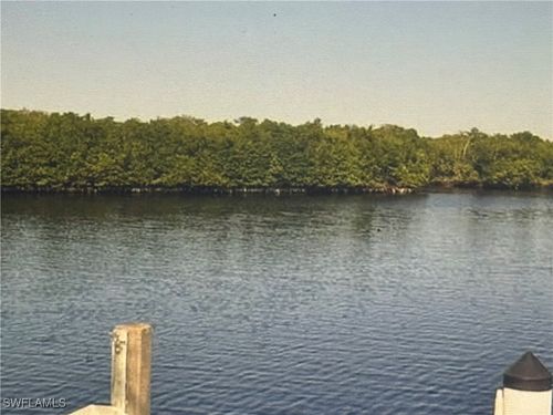 600 Brindisi Ct, PUNTA GORDA, FL, 33950-7801 | Card Image
