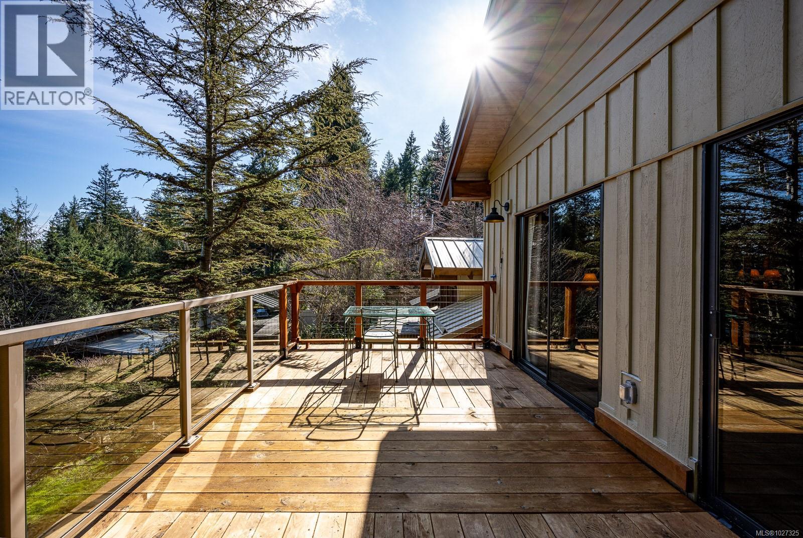 Residential in Cortes Island 5