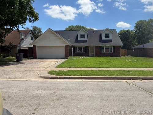 7341 S 70th East Ave, Tulsa, OK, 74133-2722 | Card Image