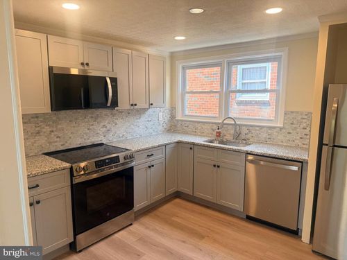 2nd-flr-1620 Macdade Blvd, FOLSOM, PA, 19033-1313 | Card Image