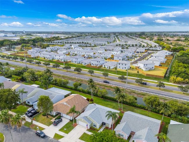 2590 Se 7 Th Pl, House other with 2 bedrooms, 2 bathrooms and null parking in HOMESTEAD FL | Image 42