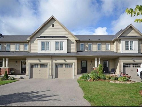 38 Trowbridge St, Breslau, ON, N0B1M0 | Card Image