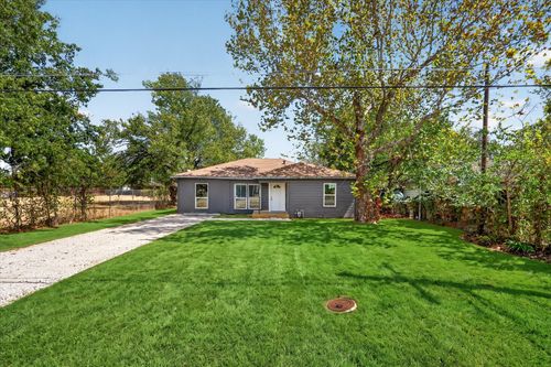 2622 Crystal Dr, Balch Springs, TX, 75180-1410 | Card Image