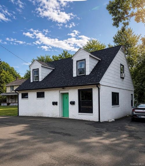 46 Plank Rd, Newburgh, NY, 12550-3039 | Card Image