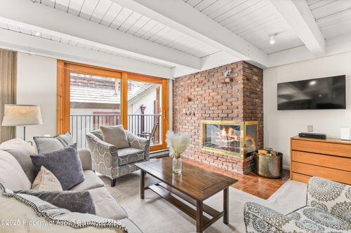 14-901 E Hyman Ave, Aspen, CO, 81611-2033 | Card Image