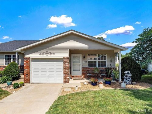 105 Wenona Dr, Washington, MO, 63090-5523 | Card Image