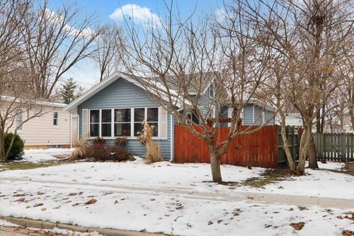 1212 Madison St, Bloomington, IL, 61701-1647 | Card Image