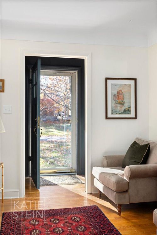 2635 Elmwood Dr Se, East Grand Rapids, MI, 49506-4258 | Card Image