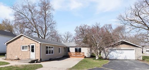 211 Washington St, PECATONICA, IL, 61063-7753 | Card Image
