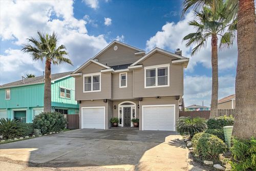 1095 Redfish St, Bayou Vista, TX, 77563-2711 | Card Image