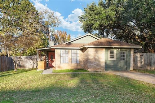 3207 Dallis Dr, College Station, TX, 77845-5920 | Card Image