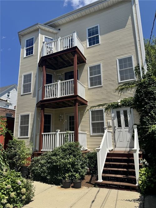 5-58 Sutton St, Providence, RI, 02903-1494 | Card Image