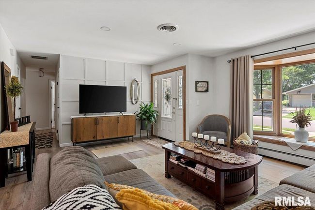 2605 Churchill Rd, House other with 4 bedrooms, 2 bathrooms and null parking in Springfield IL | Image 8