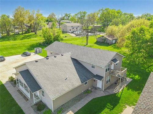 926 Buchanan St, Maryville, MO, 64468-1495 | Card Image