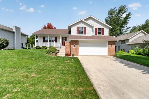 2208 Roby Rd, Stoughton, WI, 53589-5464 | Card Image