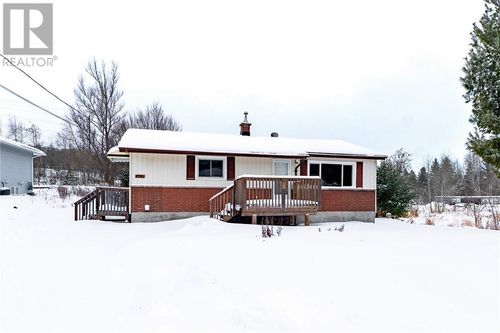 1261 Hillside Ave, Val Caron, ON, P3N1M4 | Card Image