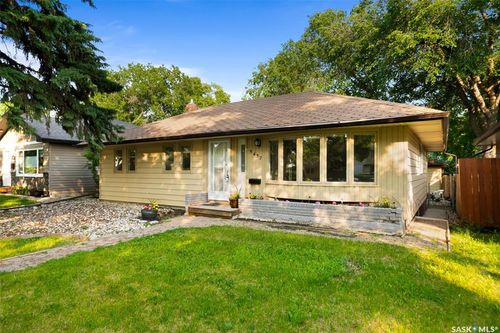 3437 Westgate Ave, Regina, SK, S4S1B6 | Card Image