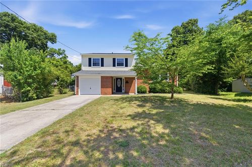 504 Gold Cup Rd, Hampton, VA, 23666-2209 | Card Image