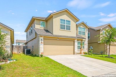 29620 Winter Copper, House other with 5 bedrooms, 2 bathrooms and null parking in Bulverde TX | Image 2