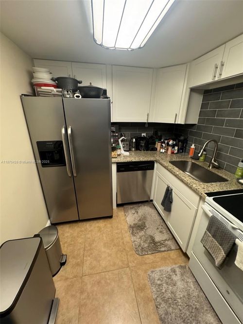 apt-103-1428 Se 4th Ave, Deerfield Beach, FL, 33441-6909 | Card Image