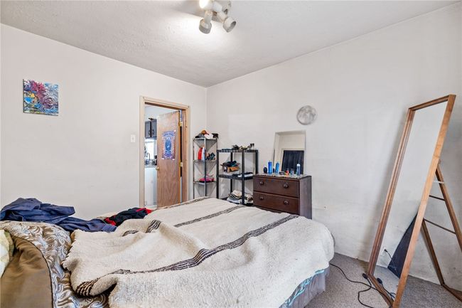 House #4 | Image 47
