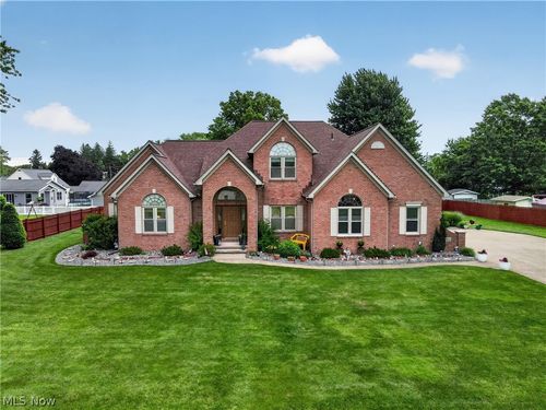 12 Lake Breeze Dr, Conneaut, OH, 44030-1143 | Card Image