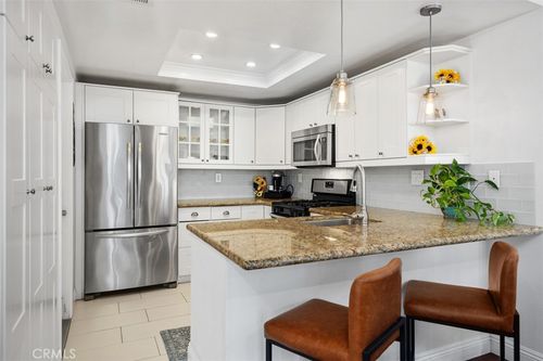 2 Vista Cielo, Rancho Santa Margarita, CA, 92688-1015 | Card Image