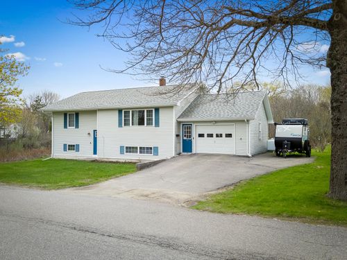 18 Booker Street, Thomaston, ME, 04861 | Card Image