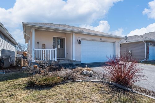 142 Islandview Dr, Amherstview, ON, K7N0A5 | Card Image