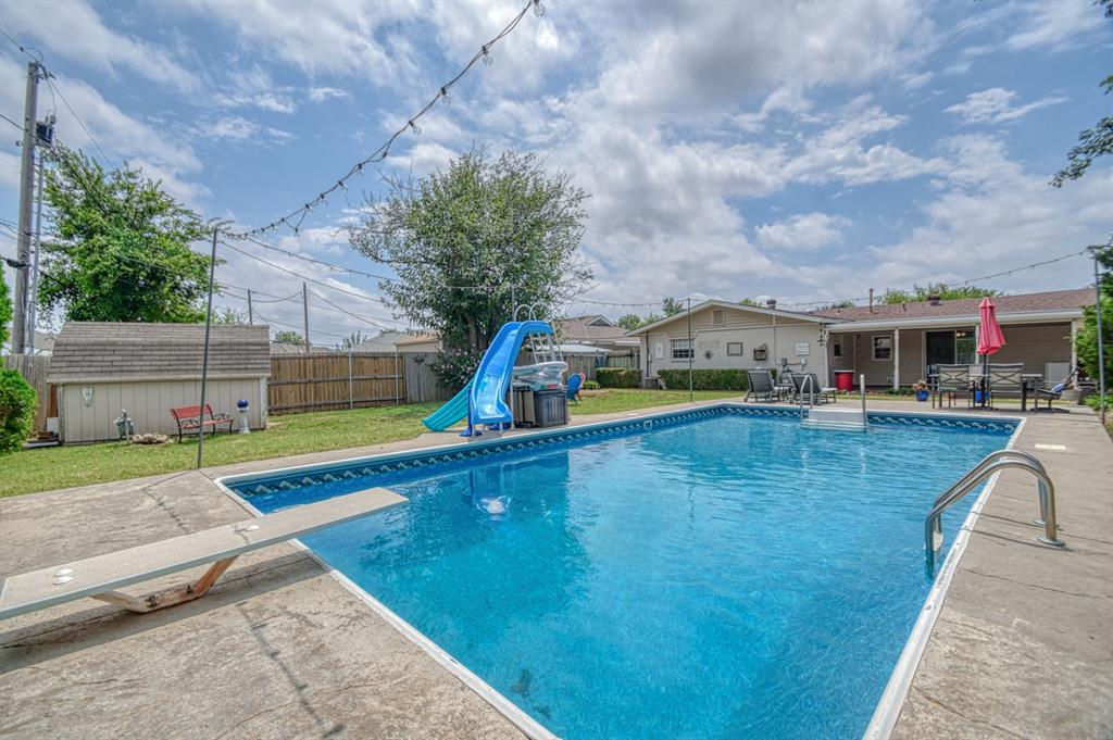 Windermere Dr, Moore, OK 73160