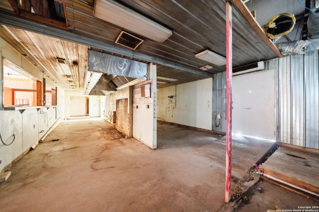 410 S Interstate 35, Home with 0 bedrooms, 0 bathrooms and null parking in Pearsall TX | Image 34