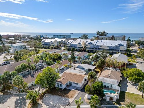 2506 Bay Blvd, INDIAN ROCKS BEACH, FL, 33785-3035 | Card Image
