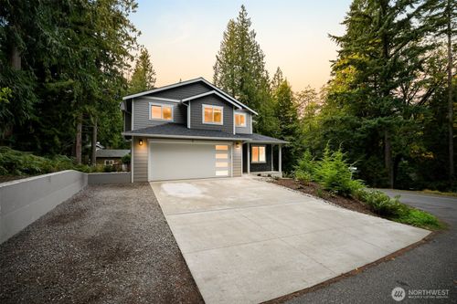 124 Sudden Valley Dr, Bellingham, WA, 98229-7828 | Card Image
