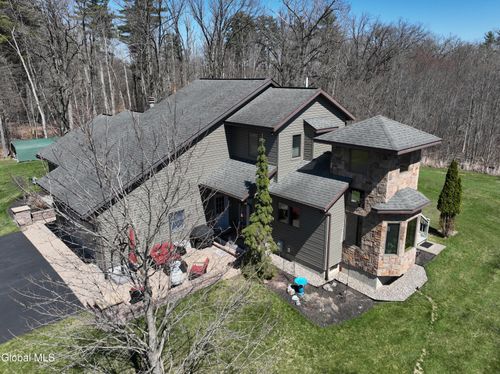 499 Miller Rd, Clifton Park, NY, 12065-3503 | Card Image
