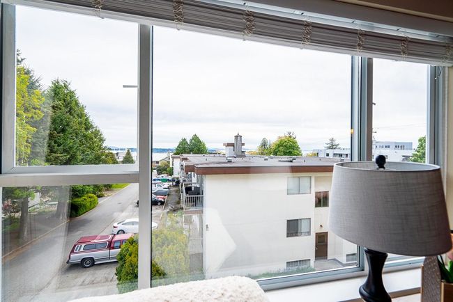 204 - 1378 George Street, Condo with 2 bedrooms, 2 bathrooms and 1 parking in White Rock BC | Image 14