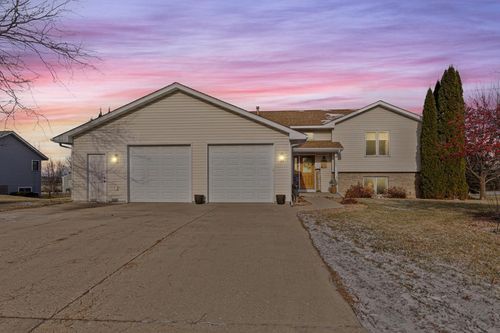 507 Oakridge Pl, Medford, MN, 55049-7003 | Card Image